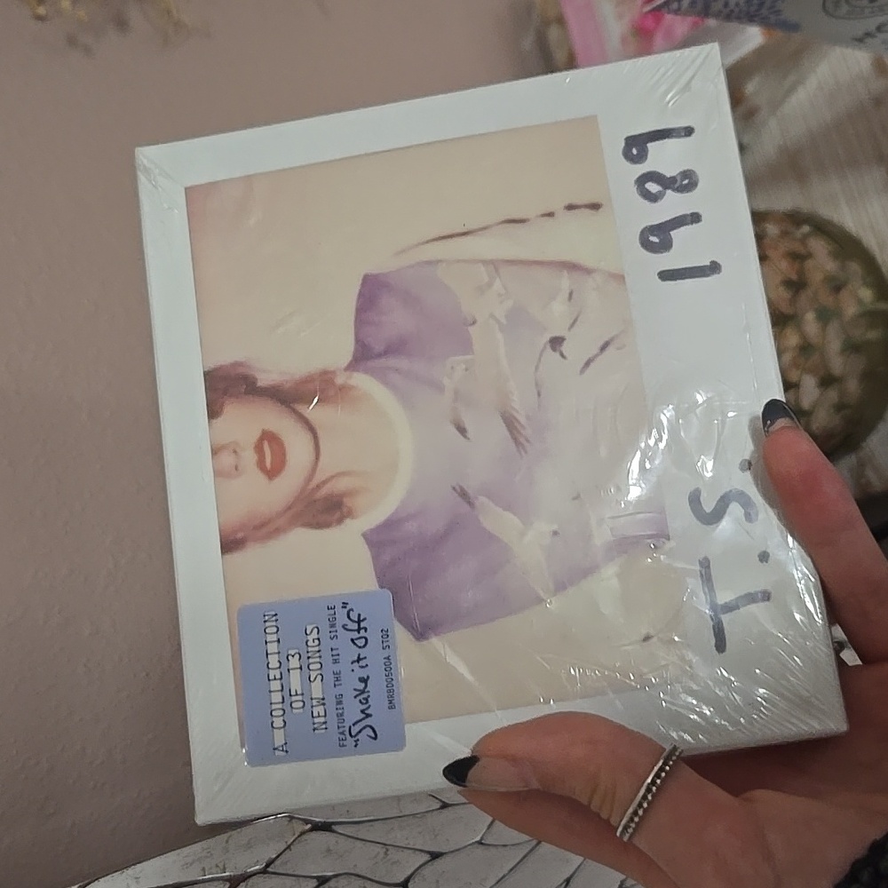 Unopened original taylor swift cd